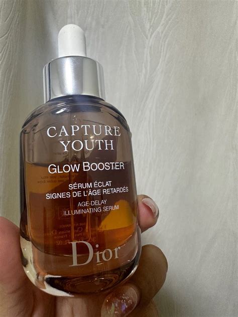 dior age delay glow serum.